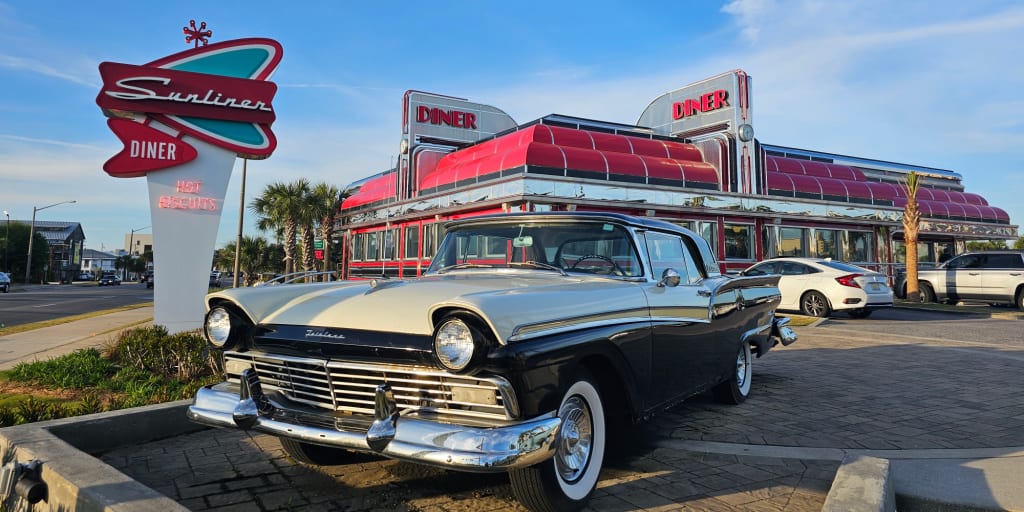 Gulf Shores Restaurant Spotlight The Sunliner Diner